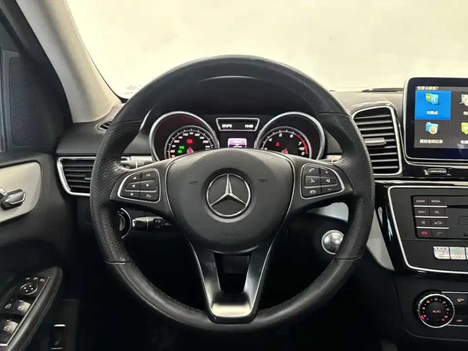 Mercedes-Benz GLE (Import)