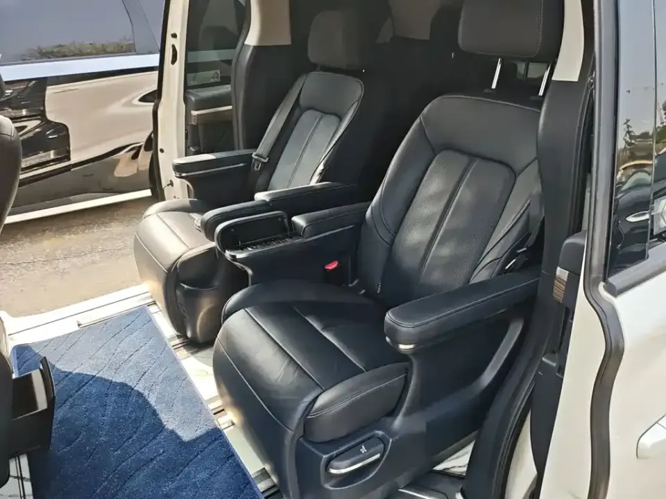 GAC Trumpchi M8