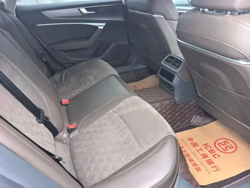 Audi A7L
