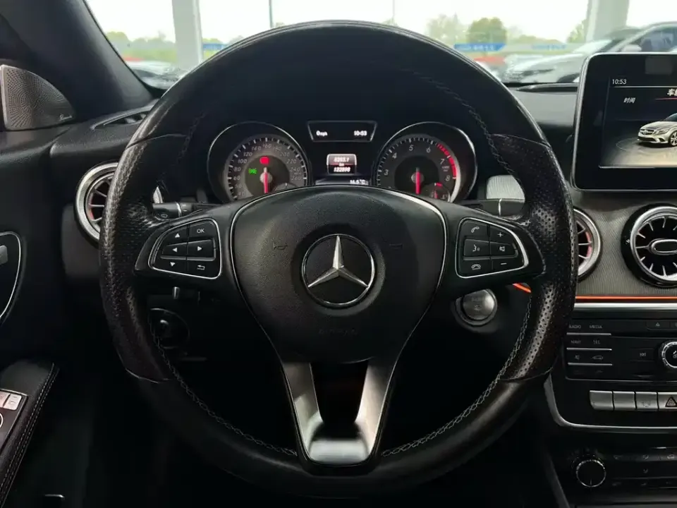 Mercedes-Benz CLA (Import)