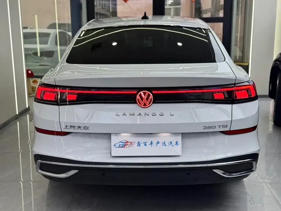 Volkswagen Lamando