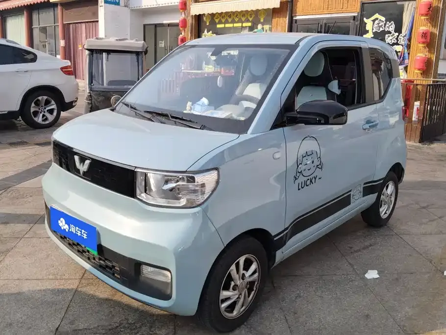 Wuling MINIEV
