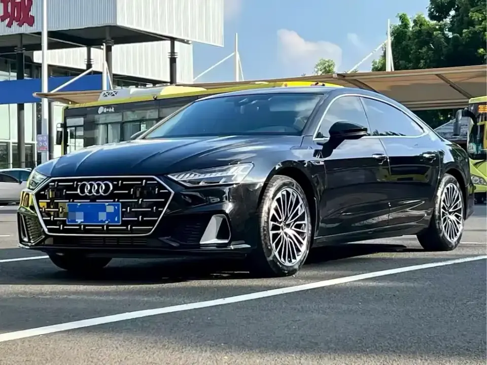Audi A7L