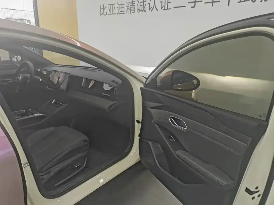 BYD Qin L