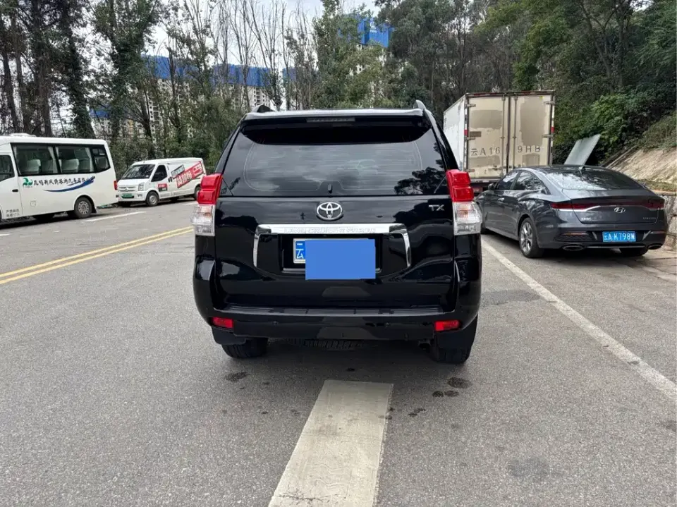 Toyota Prado (Import)