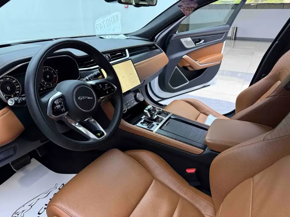 Jaguar XFL