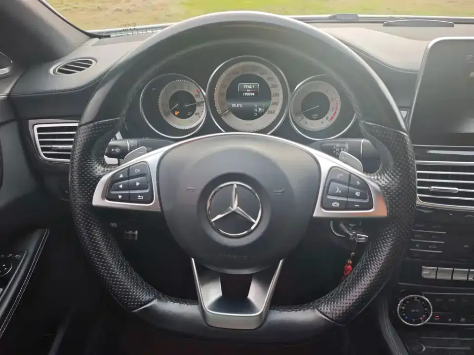 Mercedes-Benz CLS