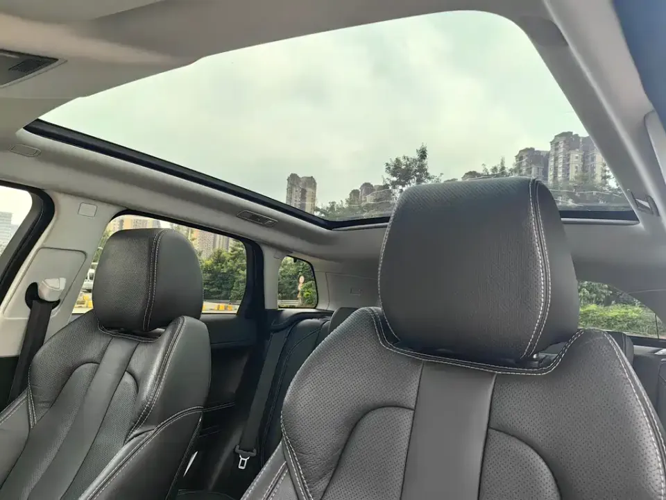 Land Rover Evoque (Import)