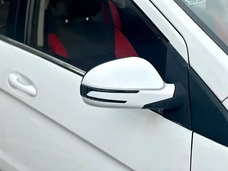 BAIC Senova X25
