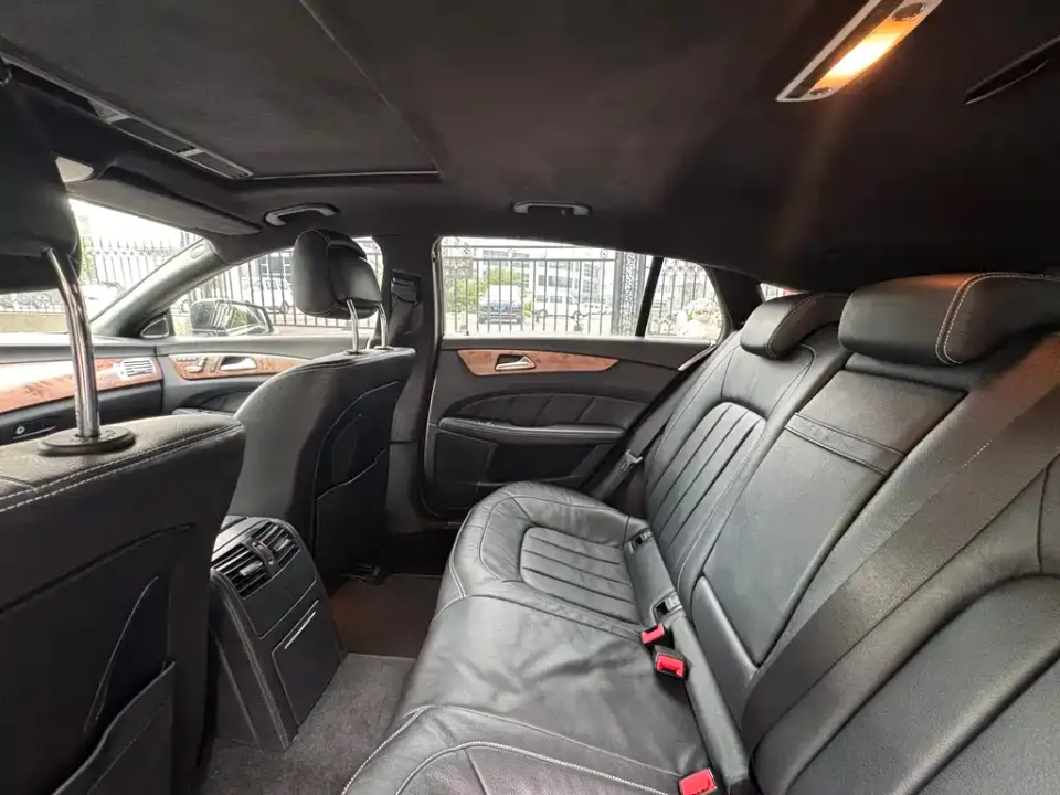 Mercedes-Benz CLS