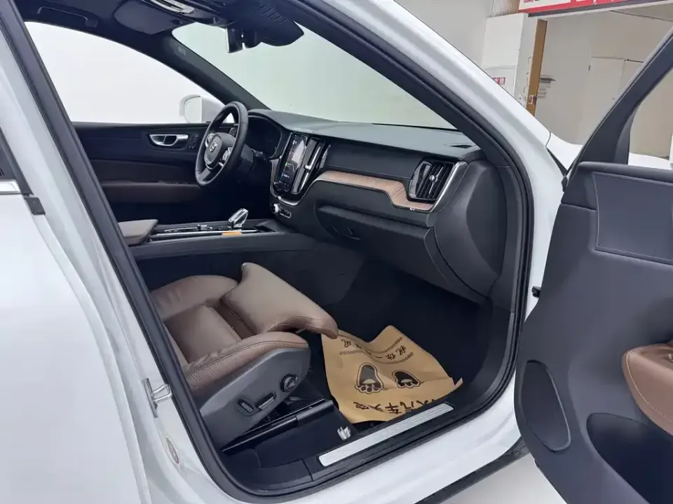 Volvo XC60 PHEV