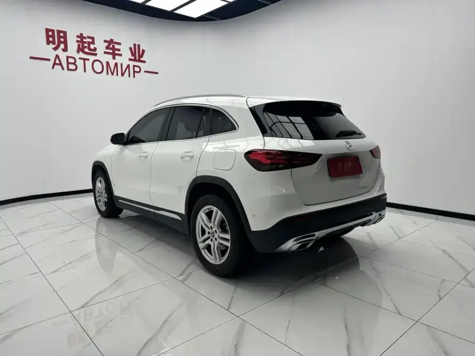 Mercedes-Benz GLA