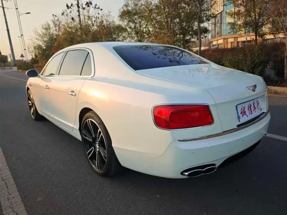 Bentley Flying Spur
