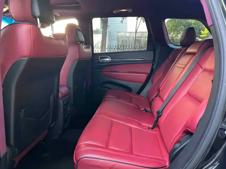 Jeep Grand Cherokee (Import)