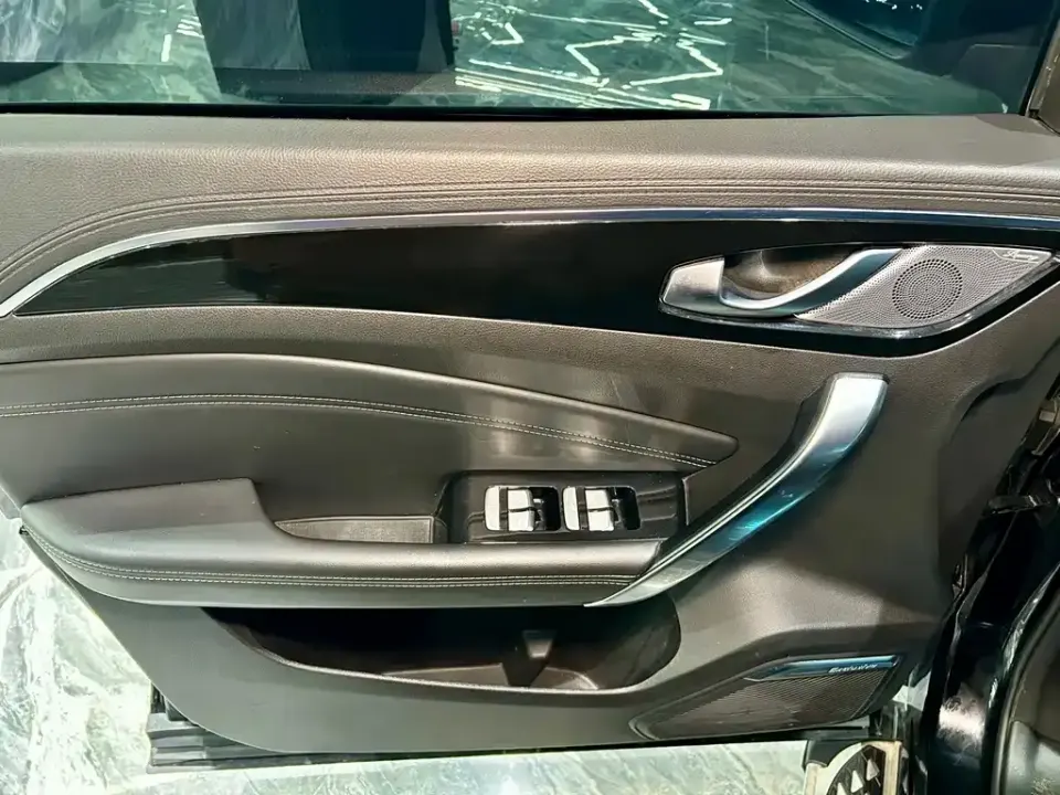 Jetour X90