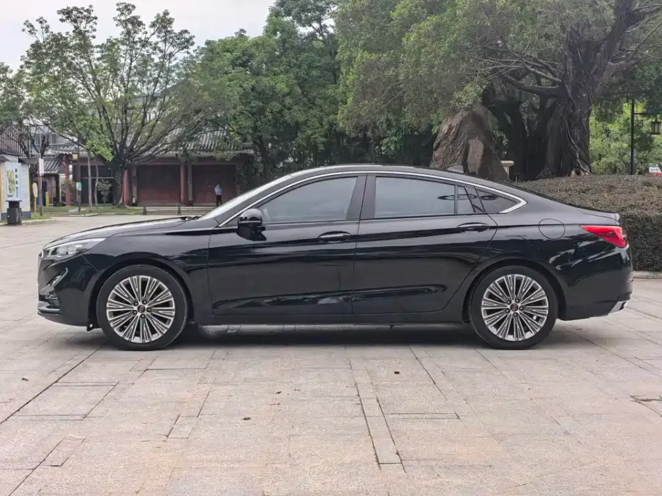 Hongqi Hongqi H5