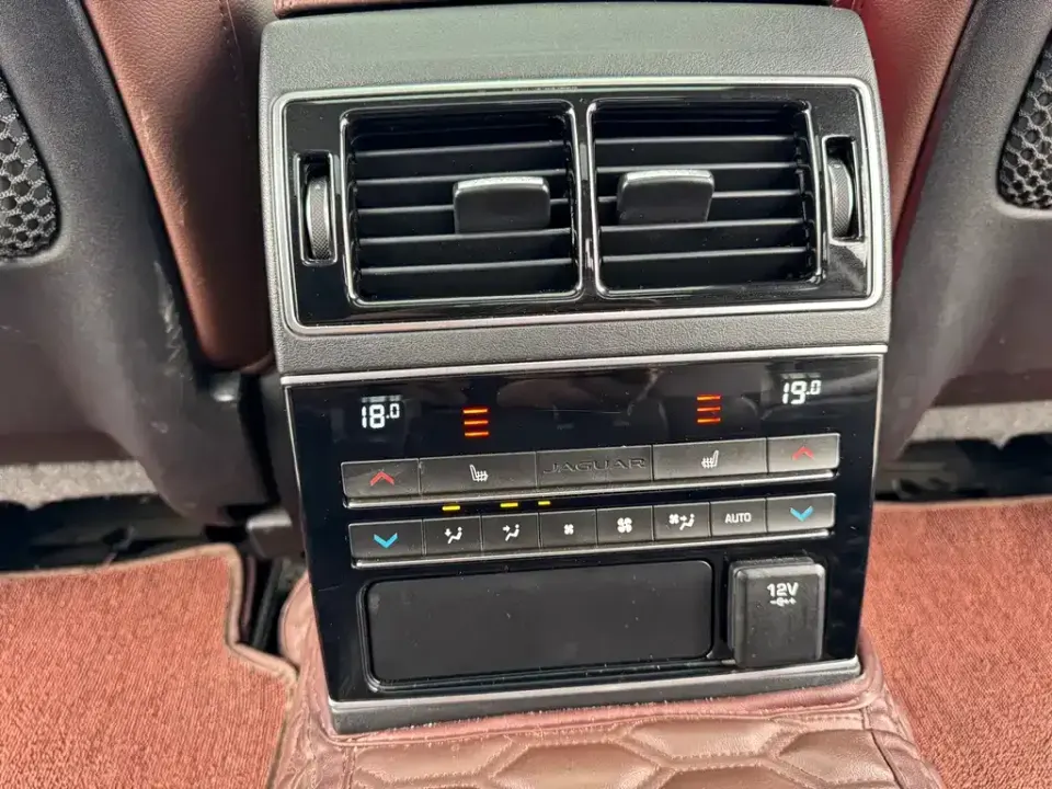 Jaguar XFL