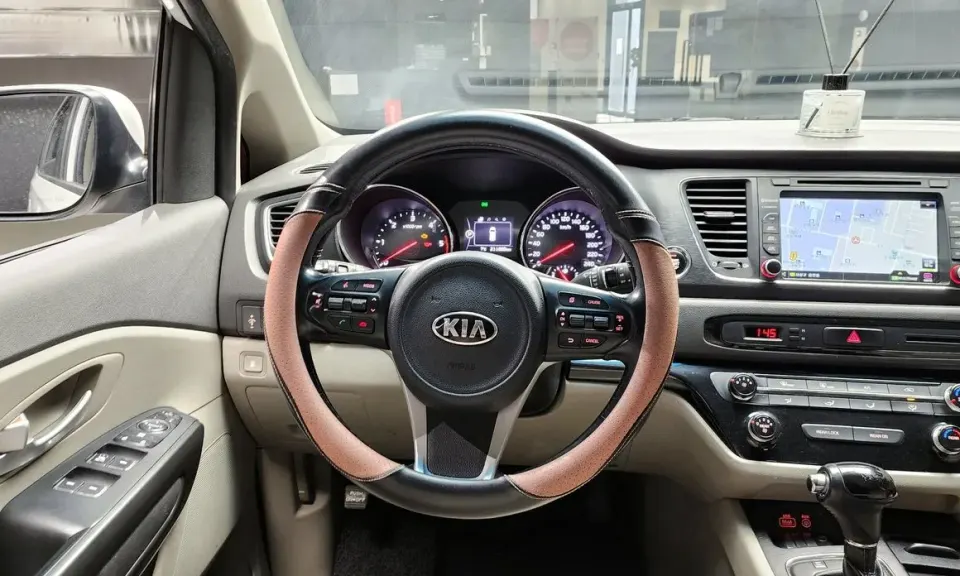 Kia Canival