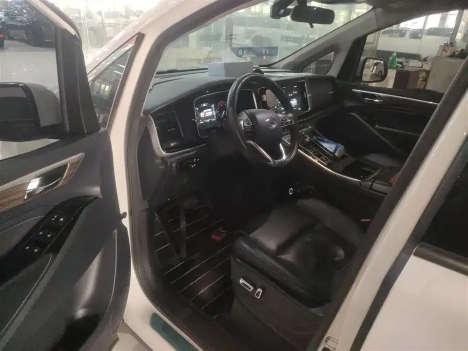 GAC Trumpchi M8