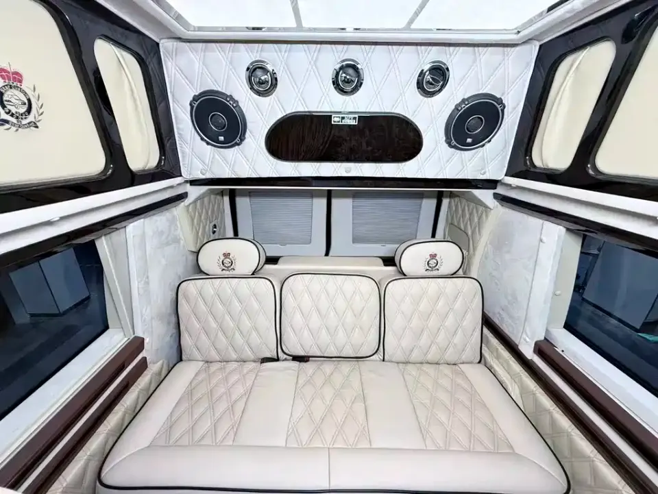 Ford E350
