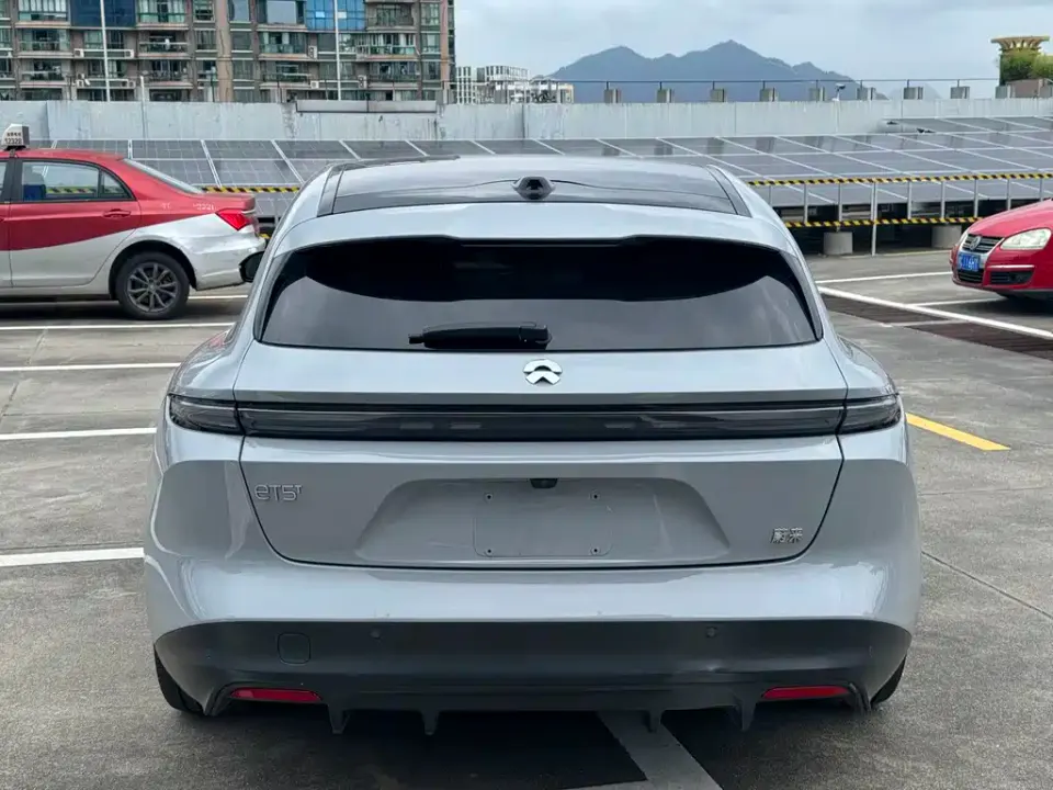 Nio ET5T