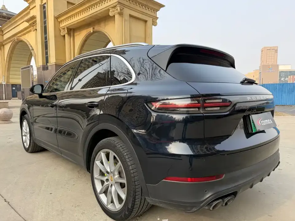 Porsche Cayenne Hybrid