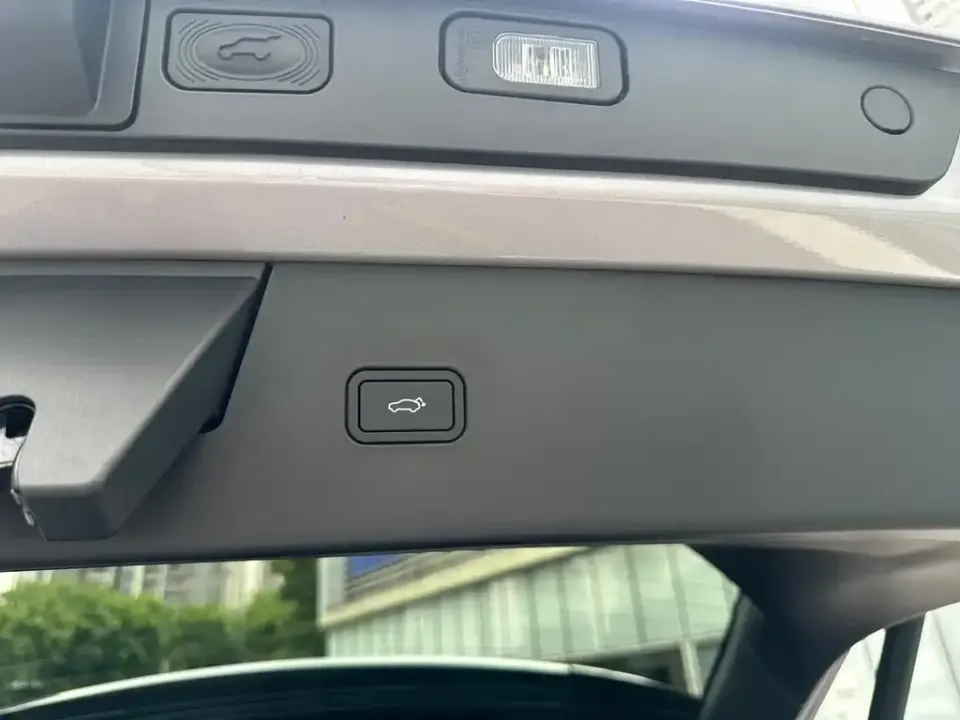 Volvo XC70 PHEV
