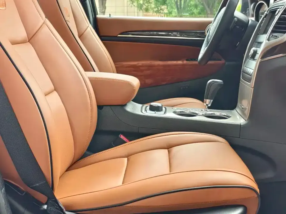 Jeep Grand Cherokee (Import)