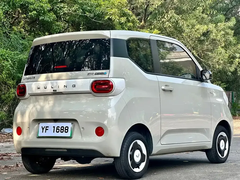 Wuling MINIEV