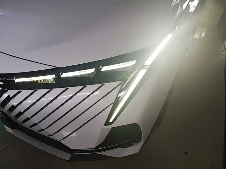 GAC Shadow Cool