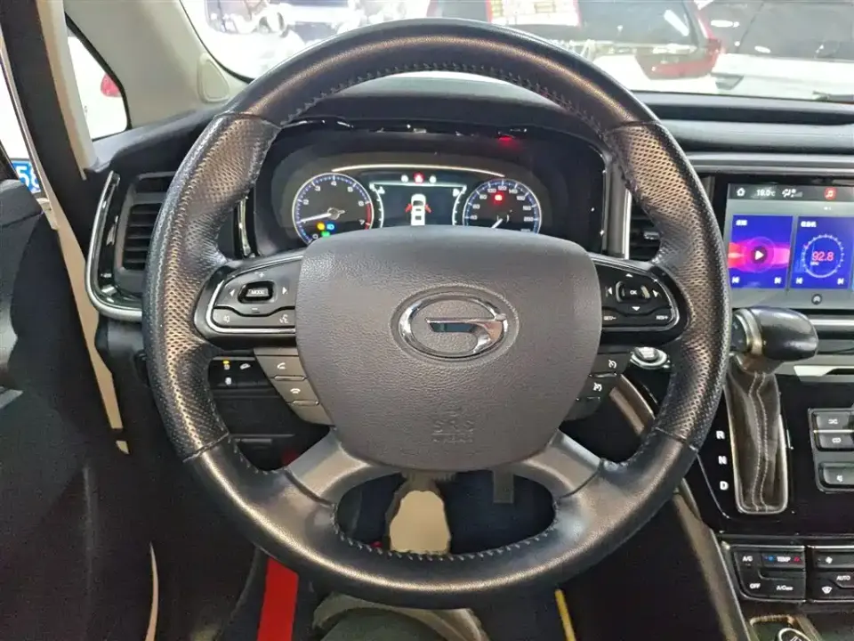 GAC Trumpchi M8