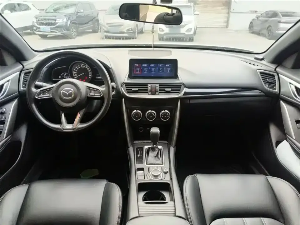 Mazda CX-4