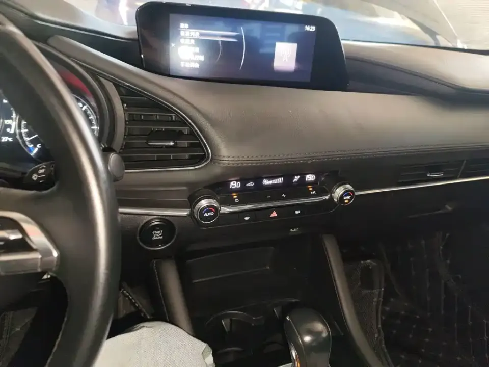Mazda 3 Axela