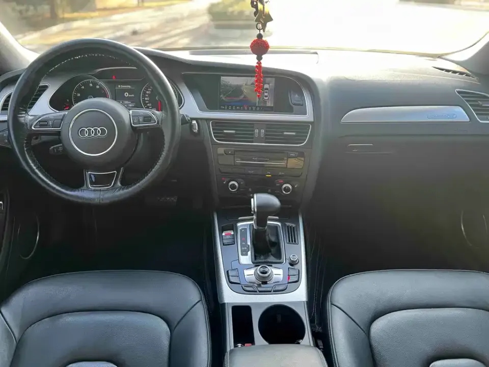Audi A4 (Import)