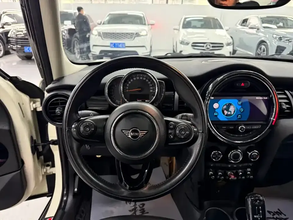 MINI Mini