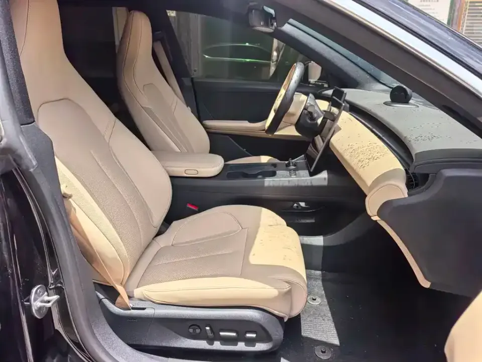 Nio ET5