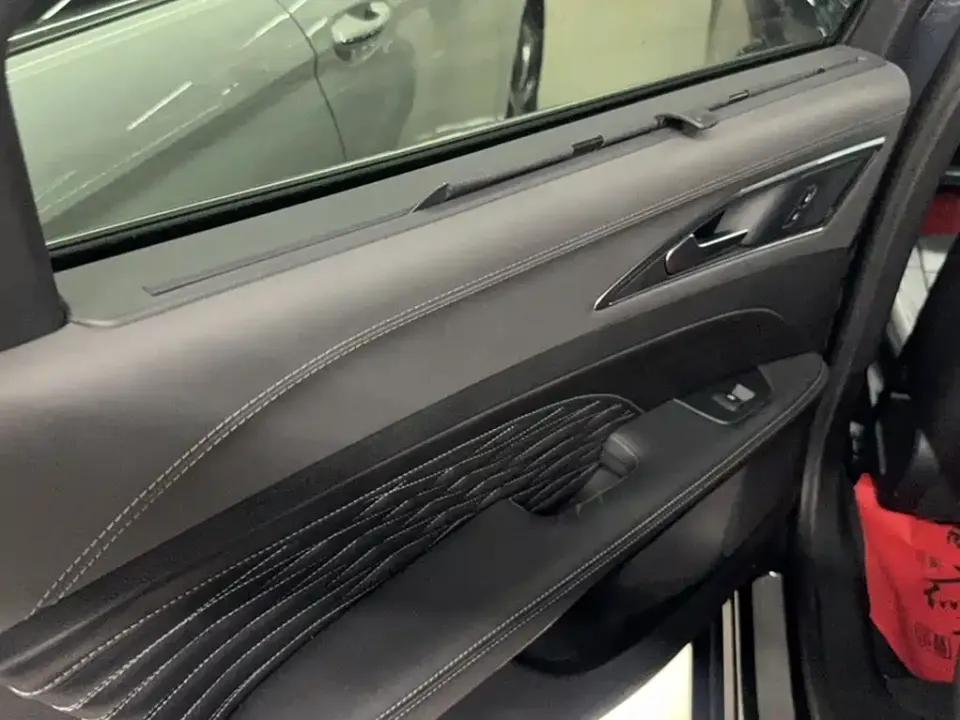 Ford Taurus