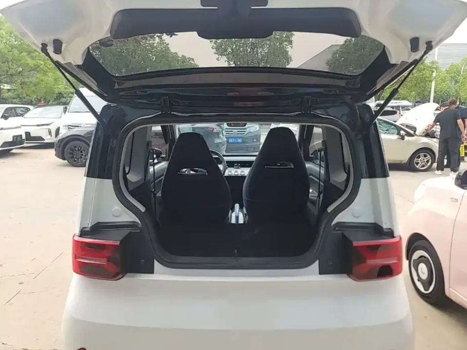 Wuling MINIEV