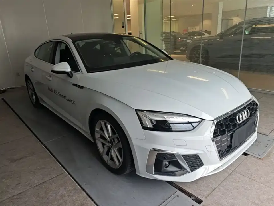 Audi A5 (Import)