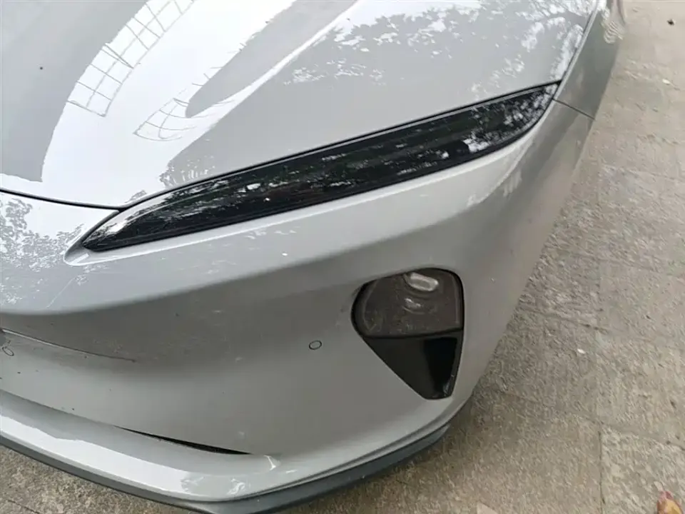 Nio ET5T