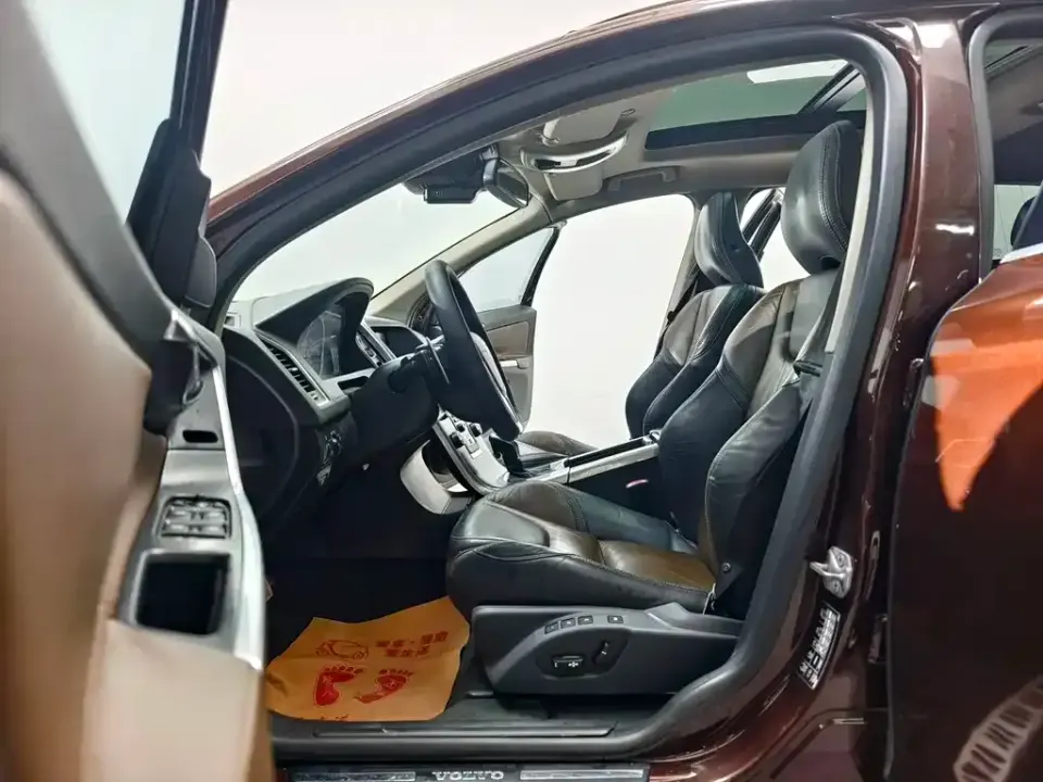 Volvo XC60 (Import)