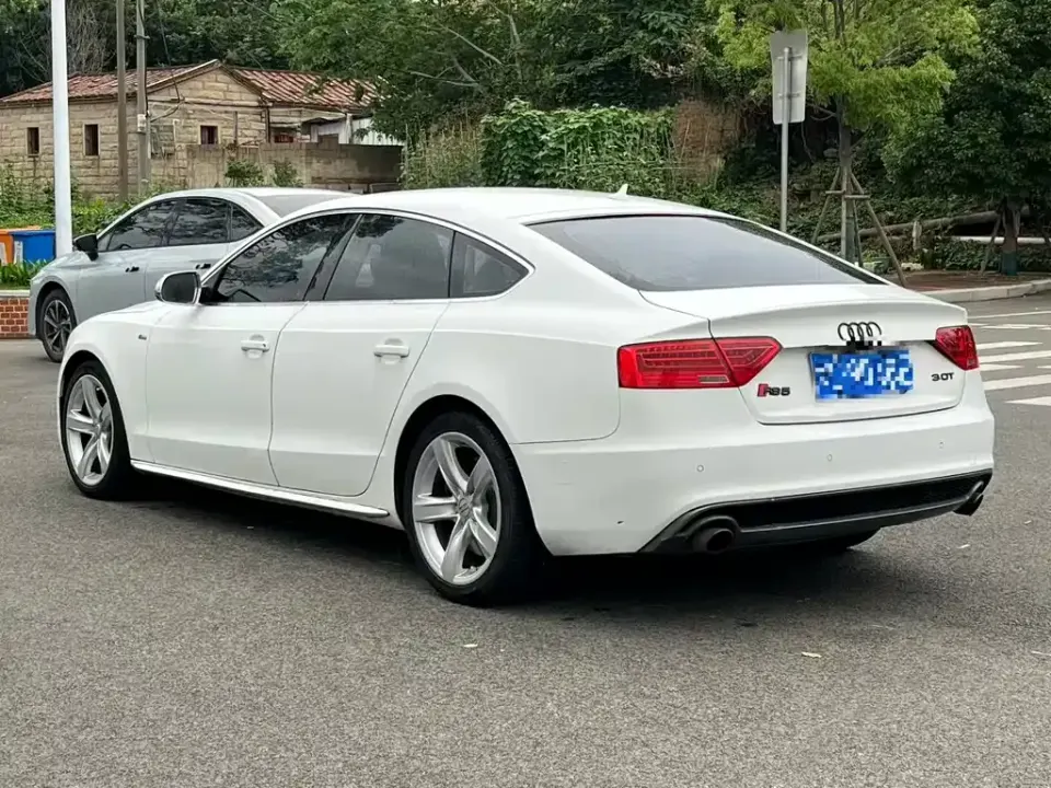 Audi A5 (Import)