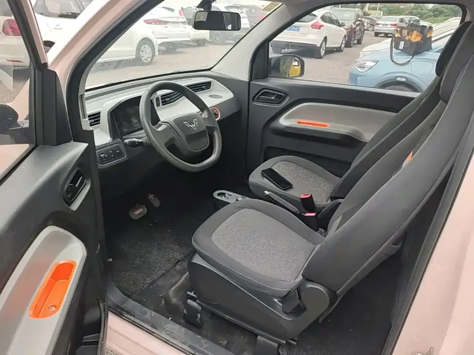 Wuling MINIEV