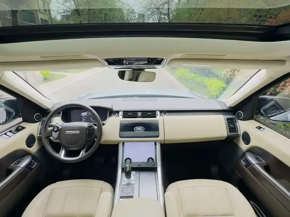 Land Rover Sport PHEV