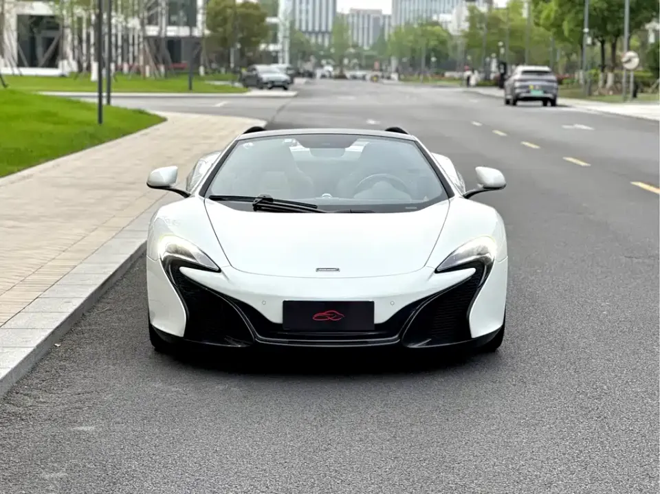 McLaren 625C