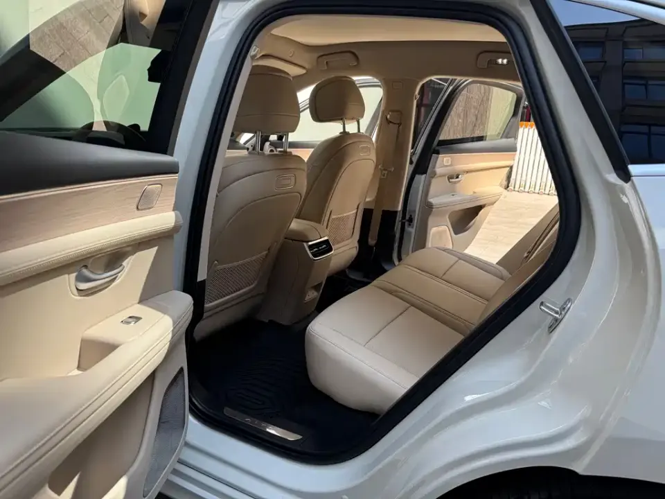 AITO AITO M5