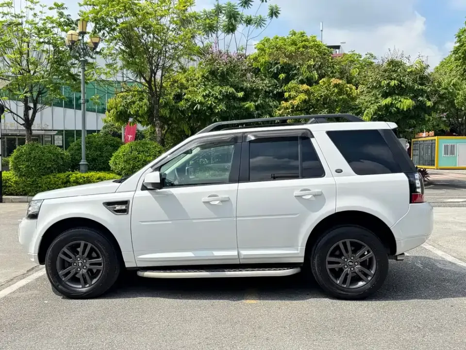 Land Rover Freelander 2
