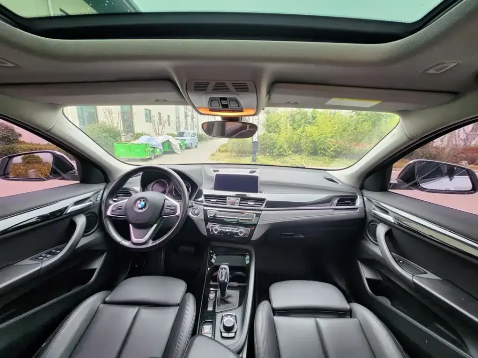 BMW X2 (Import)