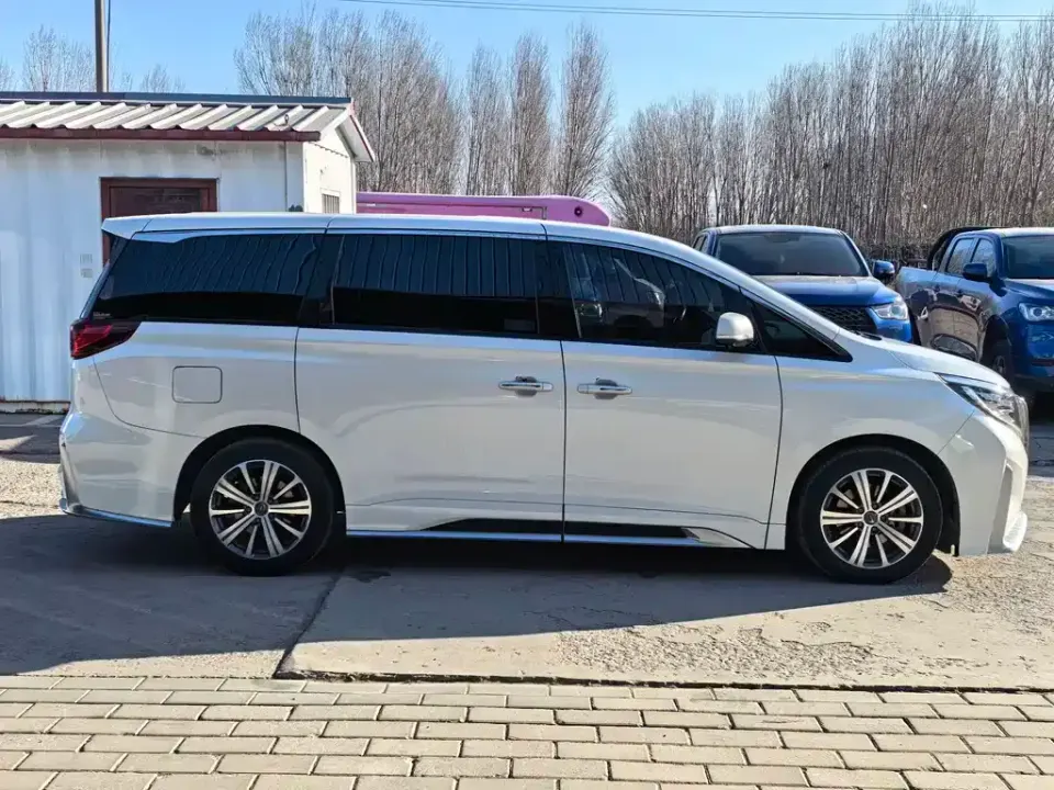 GAC Trumpchi M8