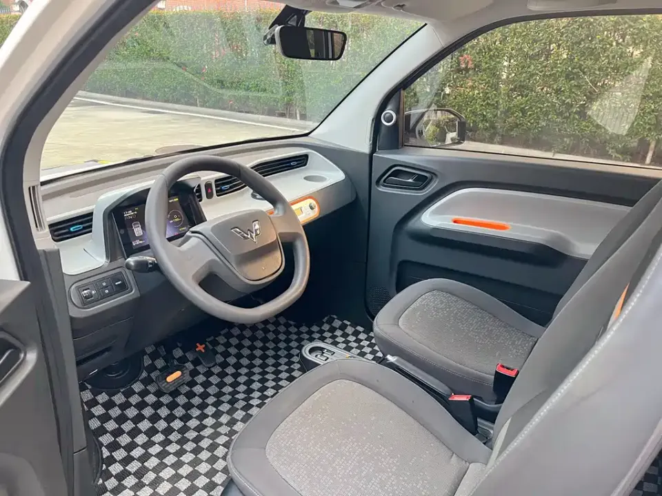 Wuling MINIEV